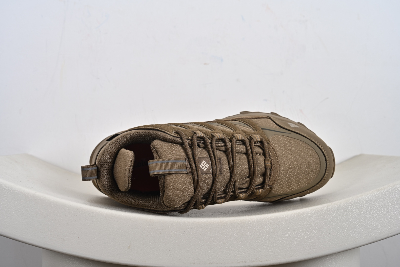 Columbia 哥伦亚比户外登山鞋休鞋闲户外越野徒鞋