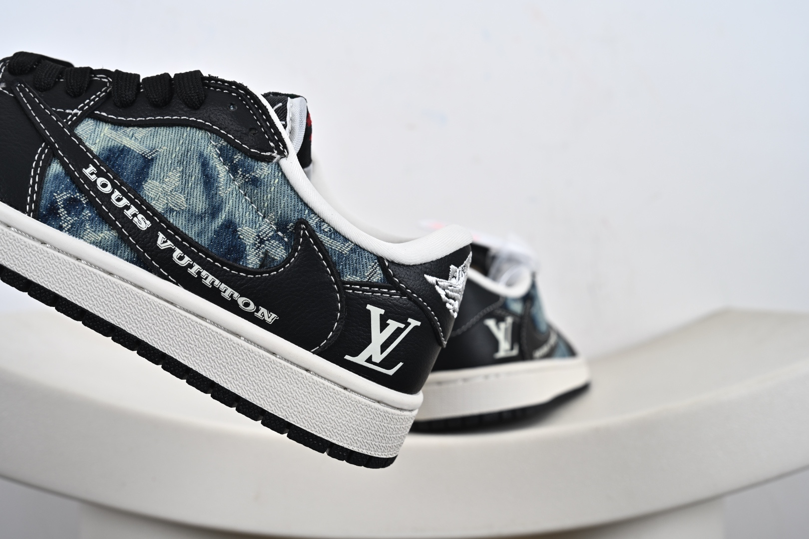 Travis Scott x Fragment Design x Air Jordan 1 Low OG SP AJ1 乔1 LV联名 复古牛仔 低帮文化休闲板鞋 LD2028-045