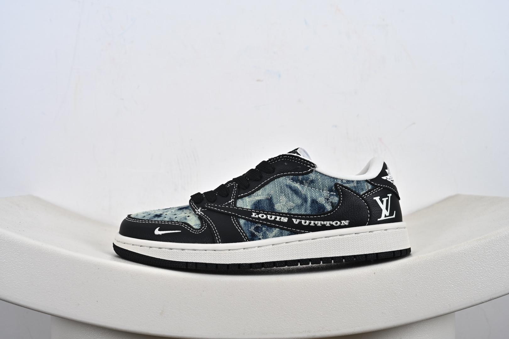 Travis Scott x Fragment Design x Air Jordan 1 Low OG SP AJ1 乔1 LV联名 复古牛仔 低帮文化休闲板鞋 LD2028-045