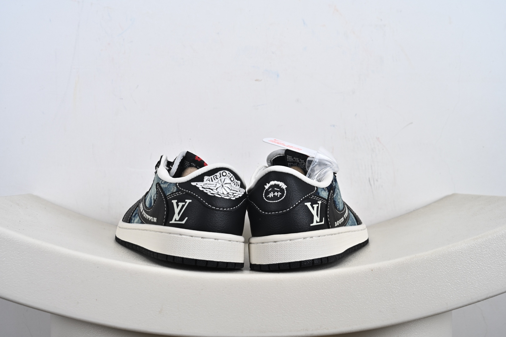 Travis Scott x Fragment Design x Air Jordan 1 Low OG SP AJ1 乔1 LV联名 复古牛仔 低帮文化休闲板鞋 LD2028-045