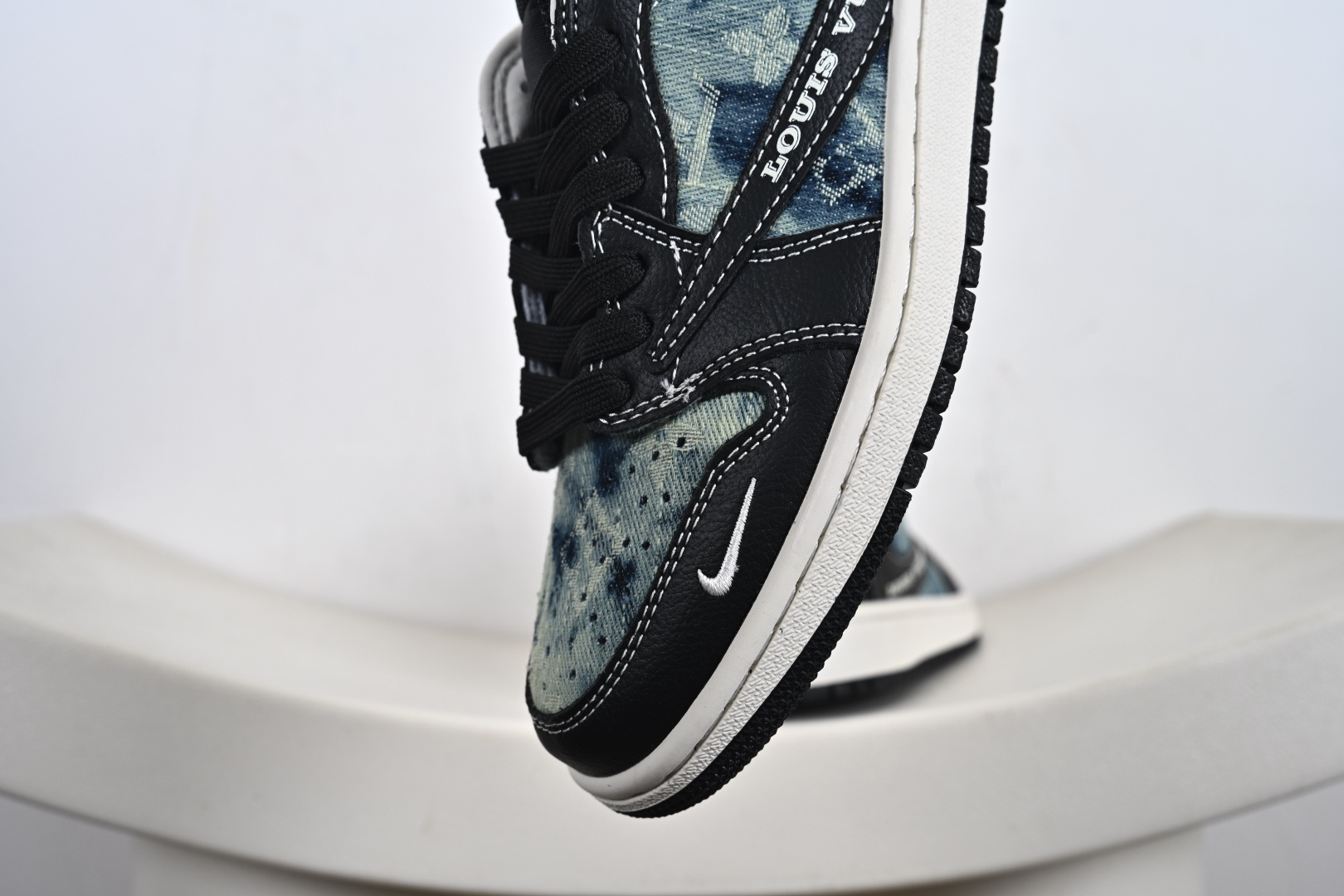 Travis Scott x Fragment Design x Air Jordan 1 Low OG SP AJ1 乔1 LV联名 复古牛仔 低帮文化休闲板鞋 LD2028-045