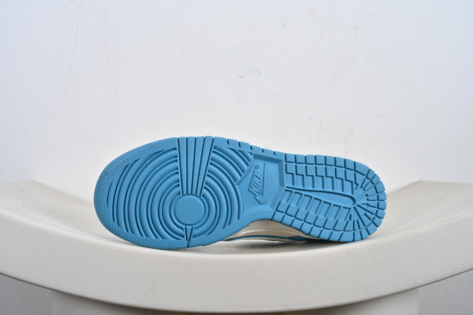 Nike SB Dunk Low“ 拉布布” 周年高端定制 低帮休闲板鞋 DG2025-008