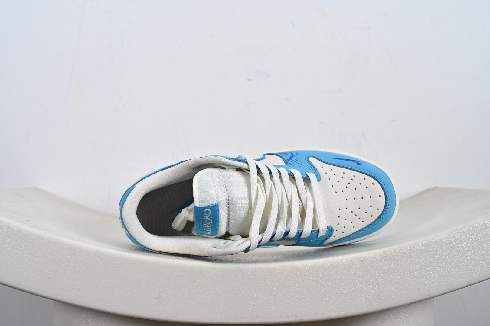 Nike SB Dunk Low“ 拉布布” 周年高端定制 低帮休闲板鞋 DG2025-008