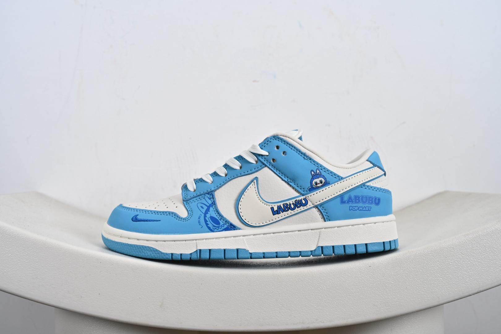 Nike SB Dunk Low“ 拉布布” 周年高端定制 低帮休闲板鞋 DG2025-008