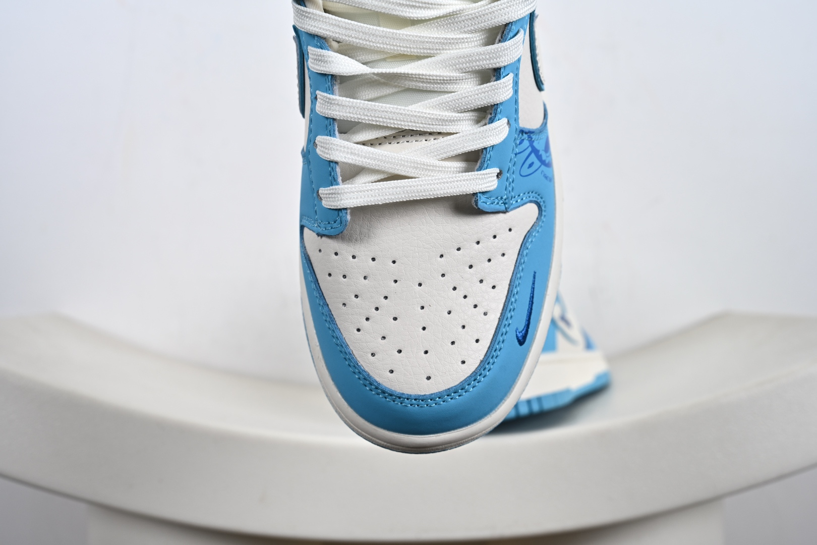 Nike SB Dunk Low“ 拉布布” 周年高端定制 低帮休闲板鞋 DG2025-008