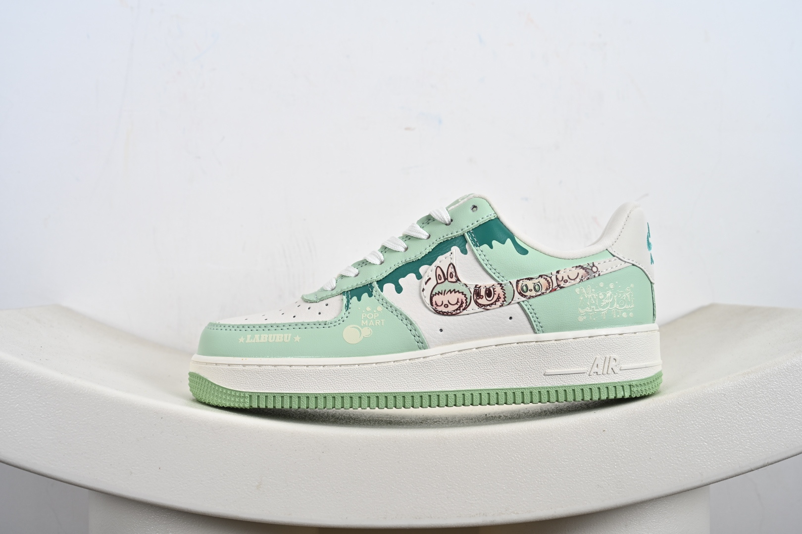 Nike Air Force 1 Low Labubu联名 KB1688-007
