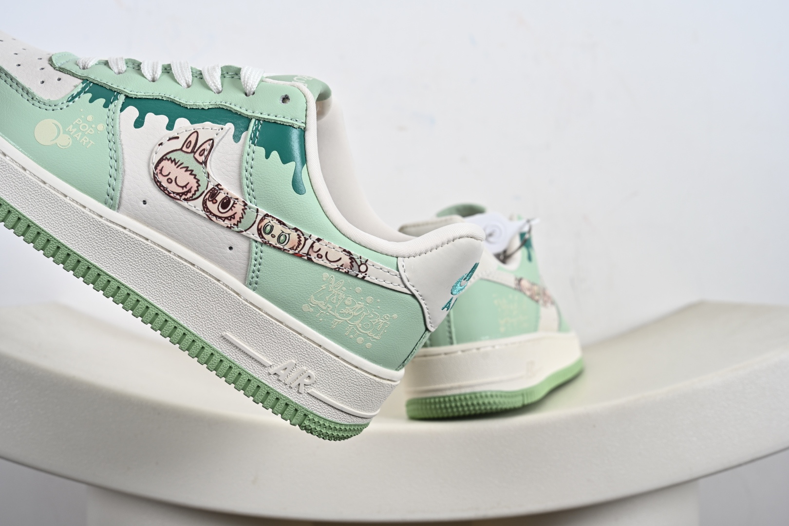 Nike Air Force 1 Low Labubu联名 KB1688-007