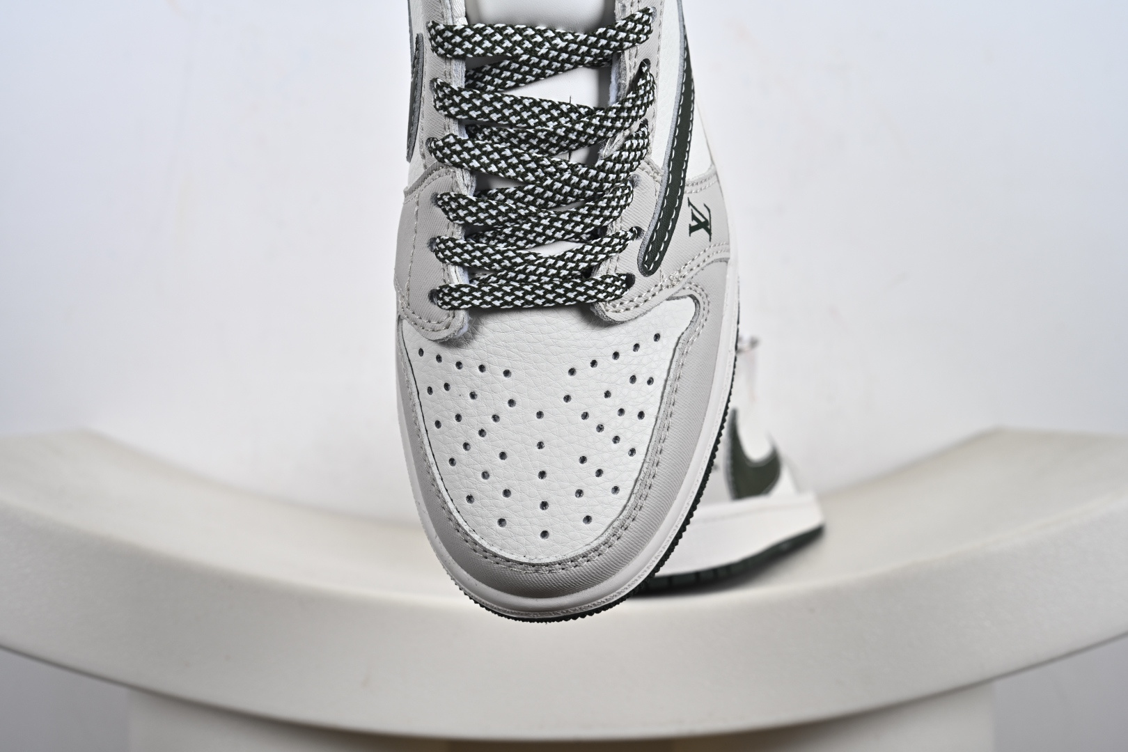 Travis Scott x Fragment Design x Jordan Air Jordan 1 Low OG SP LV联名-米白军绿树纹” JW1188-150