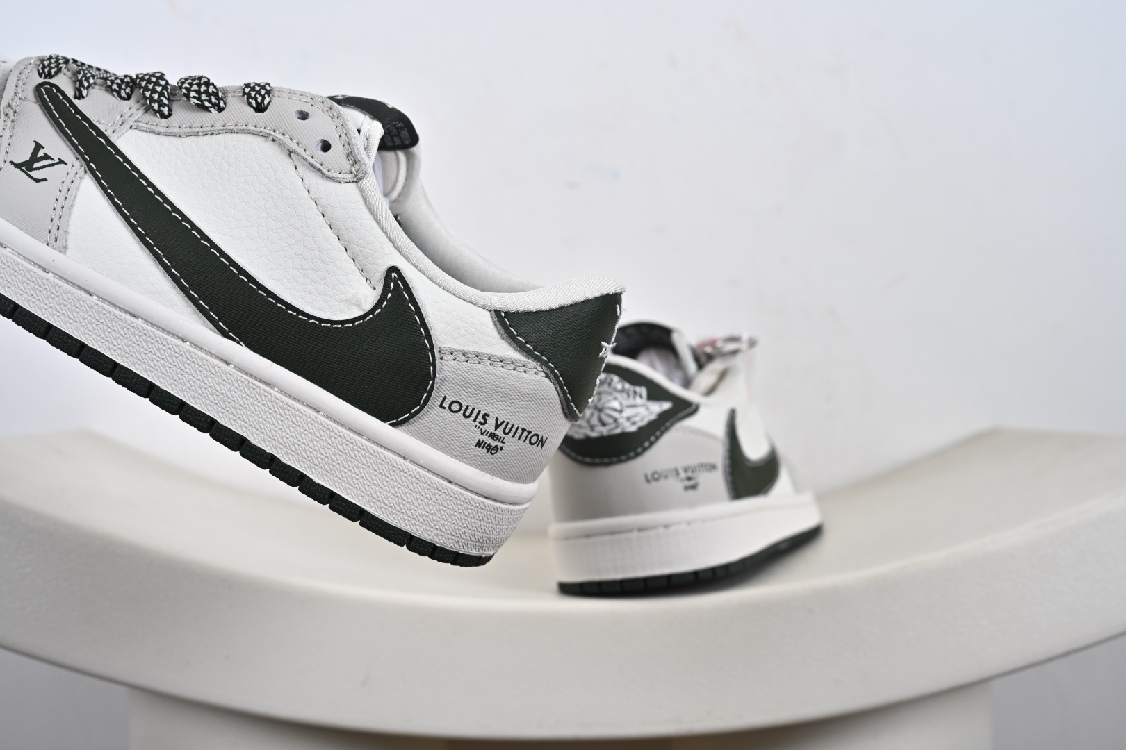 Travis Scott x Fragment Design x Jordan Air Jordan 1 Low OG SP LV联名-米白军绿树纹” JW1188-150