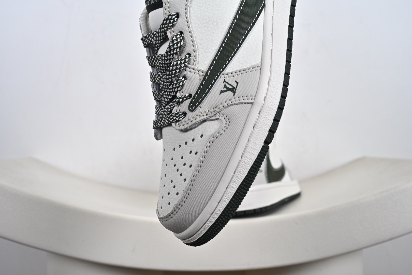 Travis Scott x Fragment Design x Jordan Air Jordan 1 Low OG SP LV联名-米白军绿树纹” JW1188-150