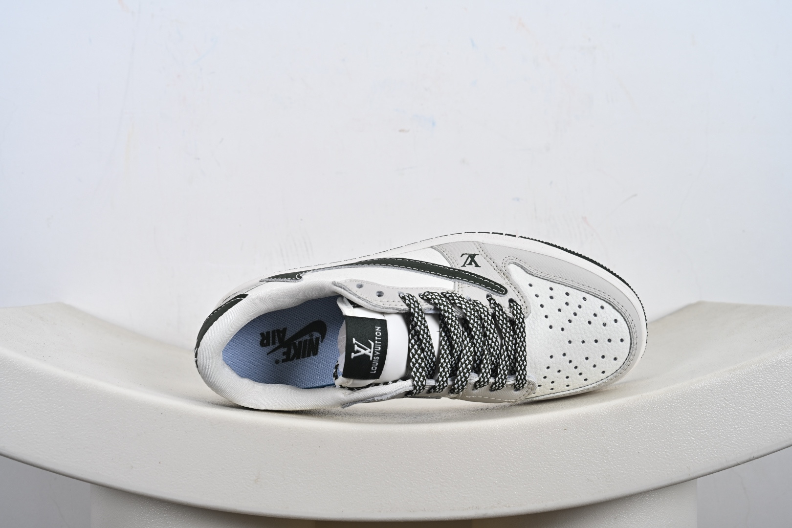 Travis Scott x Fragment Design x Jordan Air Jordan 1 Low OG SP LV联名-米白军绿树纹” JW1188-150