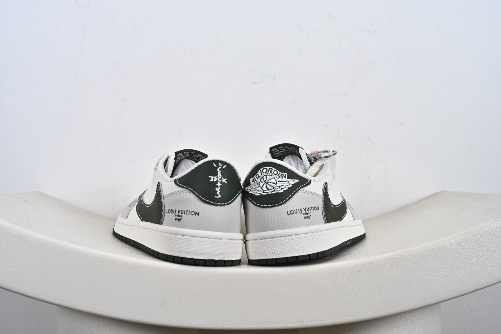 Travis Scott x Fragment Design x Jordan Air Jordan 1 Low OG SP LV联名-米白军绿树纹” JW1188-150