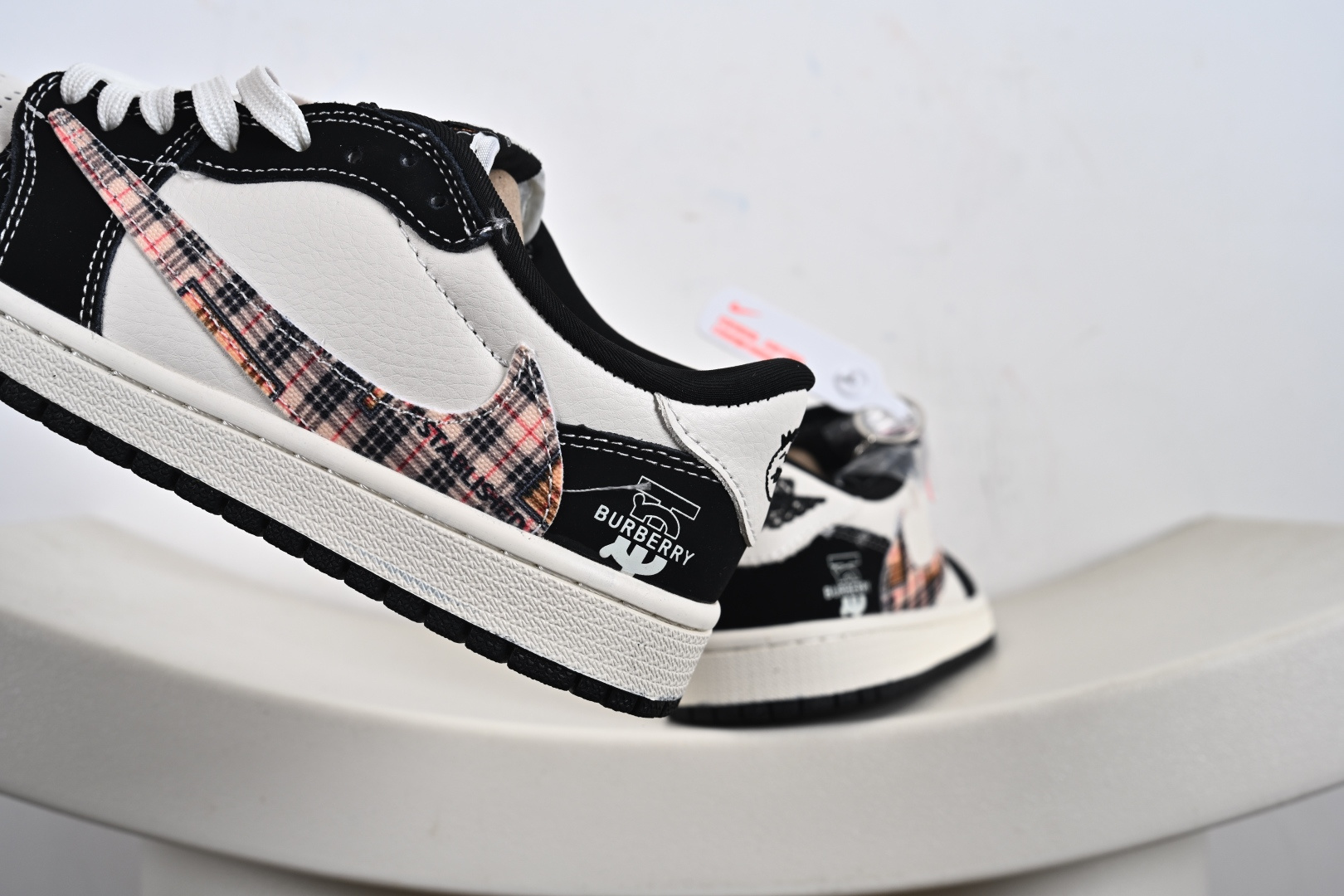 定制版Travis Scott x Fragment Design x Air Jordan 1 Low OG SP AJ1 乔1 联名款 低帮文化休闲板鞋 XS2025-048