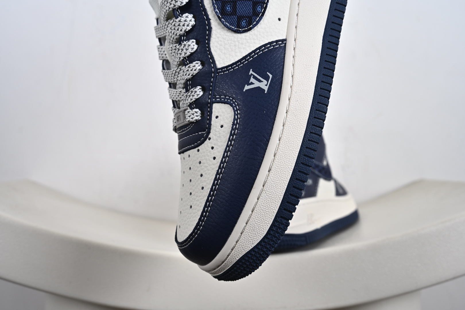 定制版Nike Air Force 1'07 Low LV联名 海军蓝腰果花 空军一号低帮休闲板鞋 JP8028-009