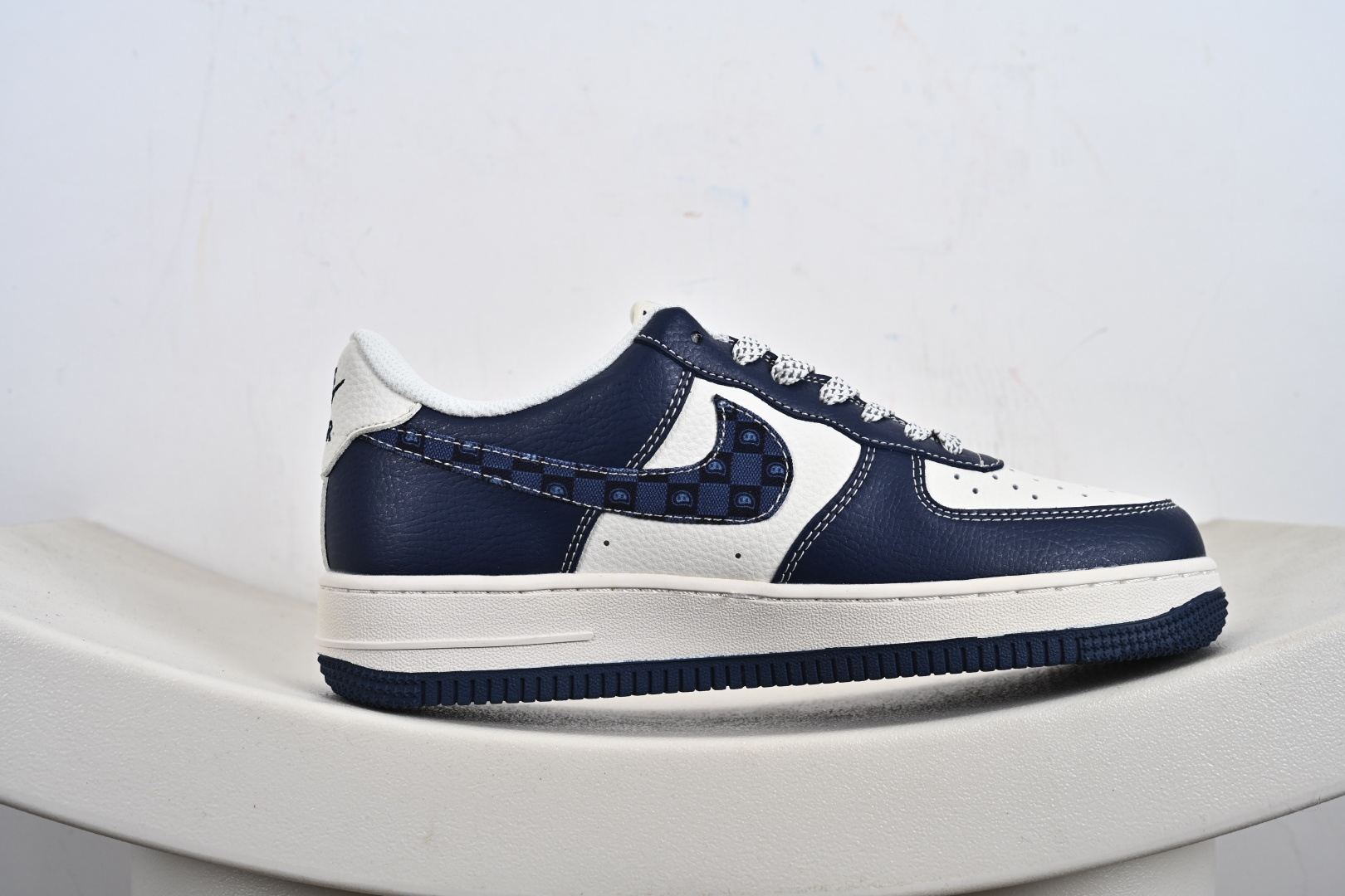 定制版Nike Air Force 1'07 Low LV联名 海军蓝腰果花 空军一号低帮休闲板鞋 JP8028-009