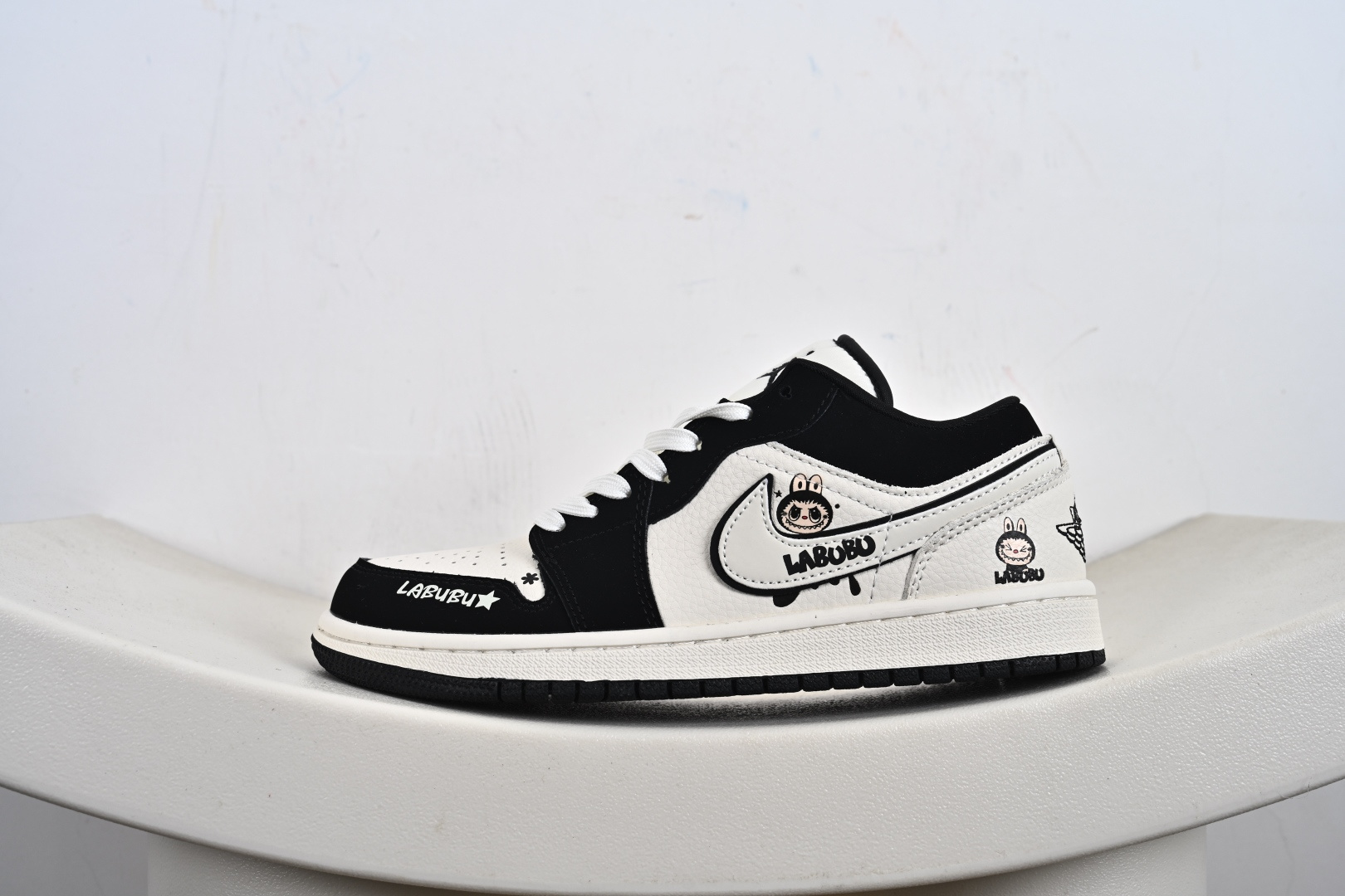 定制版NK AJ1 Low 黑白拉布布联名 低帮休闲板鞋 QG2025-006