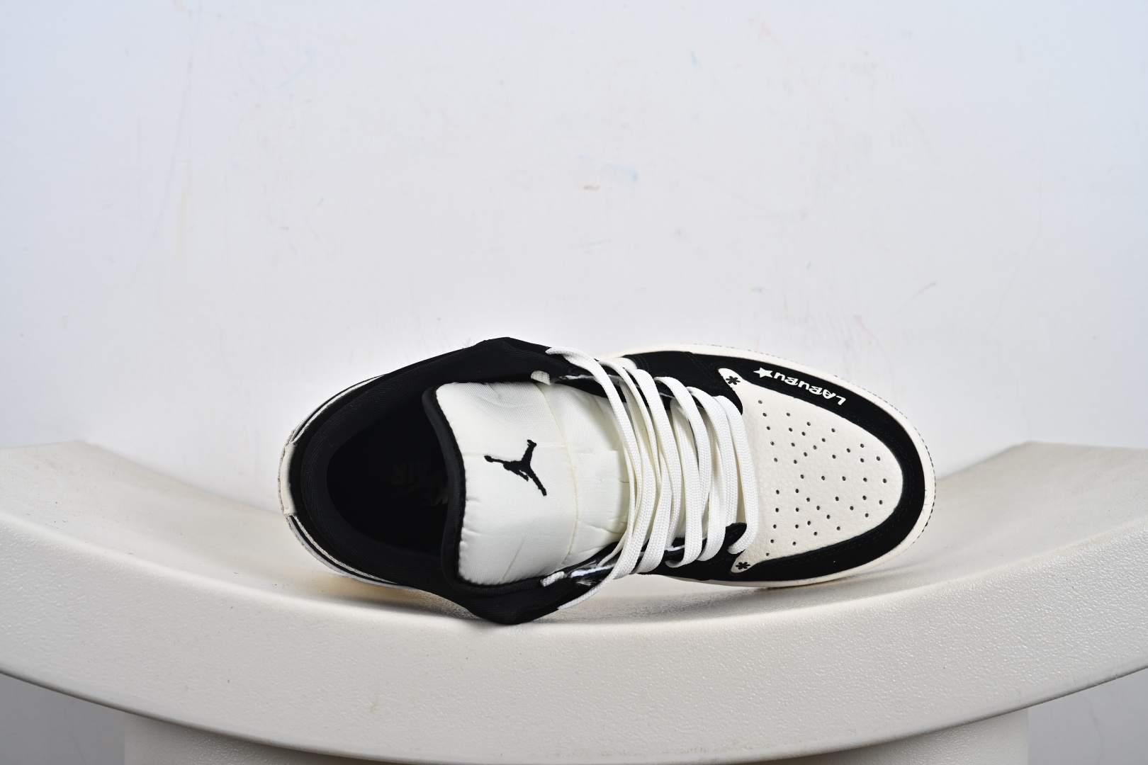 定制版NK AJ1 Low 黑白拉布布联名 低帮休闲板鞋 QG2025-006