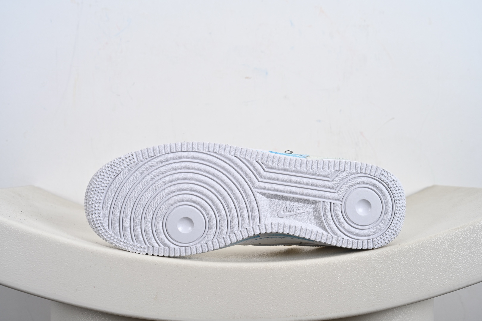 定制版NK Air Force 1'07 Low ”Aries” 手绘涂鸦十二星座系列 白羊座 空军一号低帮休闲板鞋 星座321-419