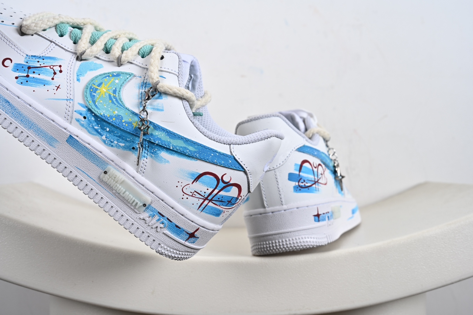 定制版NK Air Force 1'07 Low ”Aries” 手绘涂鸦十二星座系列 白羊座 空军一号低帮休闲板鞋 星座321-419