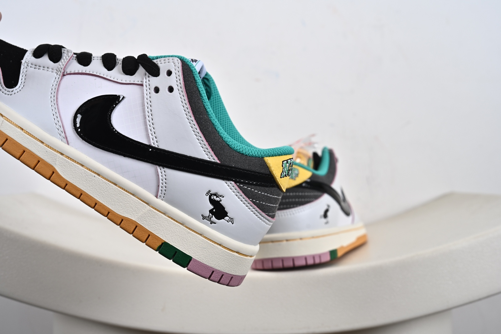 ST 免检版 配色齐全 CSEF x Nike Dunk SB 白绿黑色 HJ4132-100