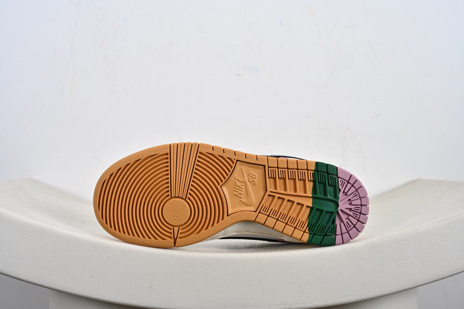 ST 免检版 配色齐全 CSEF x Nike Dunk SB 白绿黑色 HJ4132-100