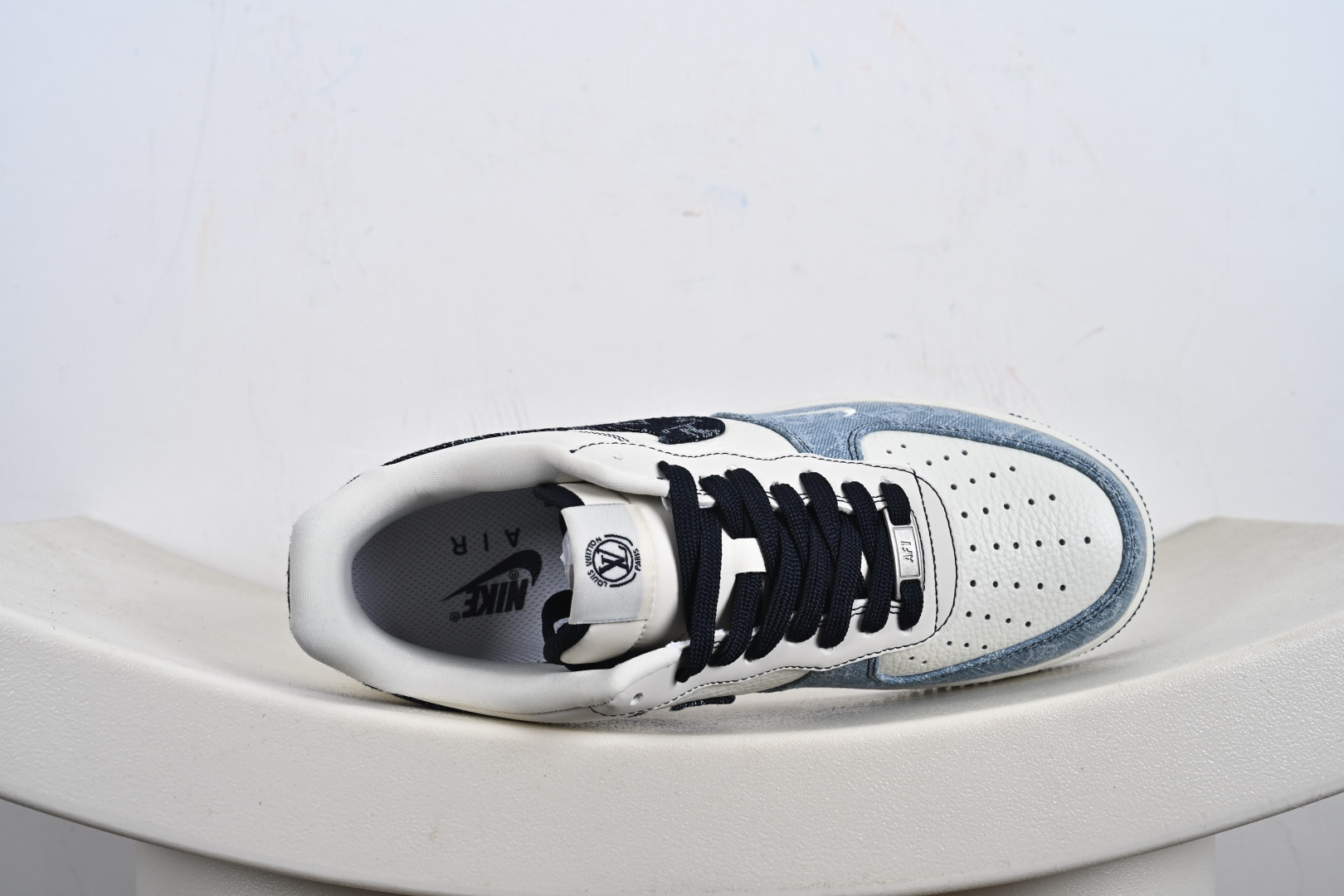 定制版Louis Vuitton x Nike Air Force 1 Low 路易威登LV x 耐克 空军一号 低帮 SC0601-556