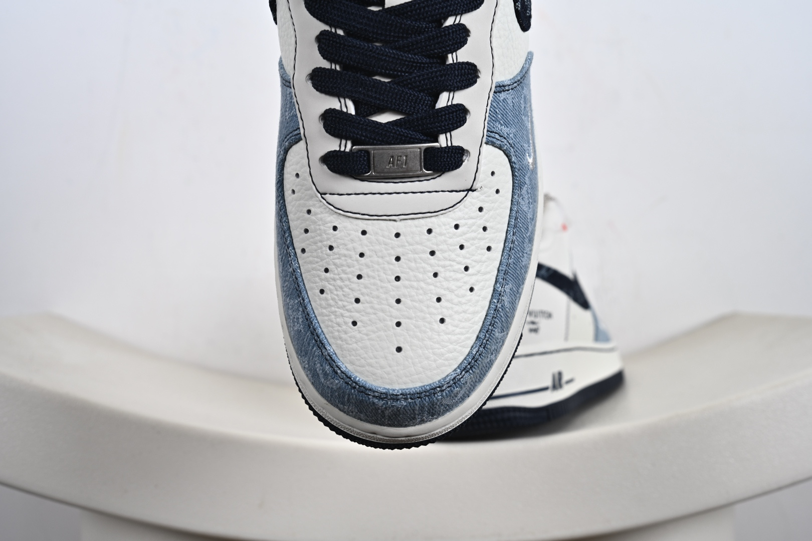 定制版Louis Vuitton x Nike Air Force 1 Low 路易威登LV x 耐克 空军一号 低帮 SC0601-556