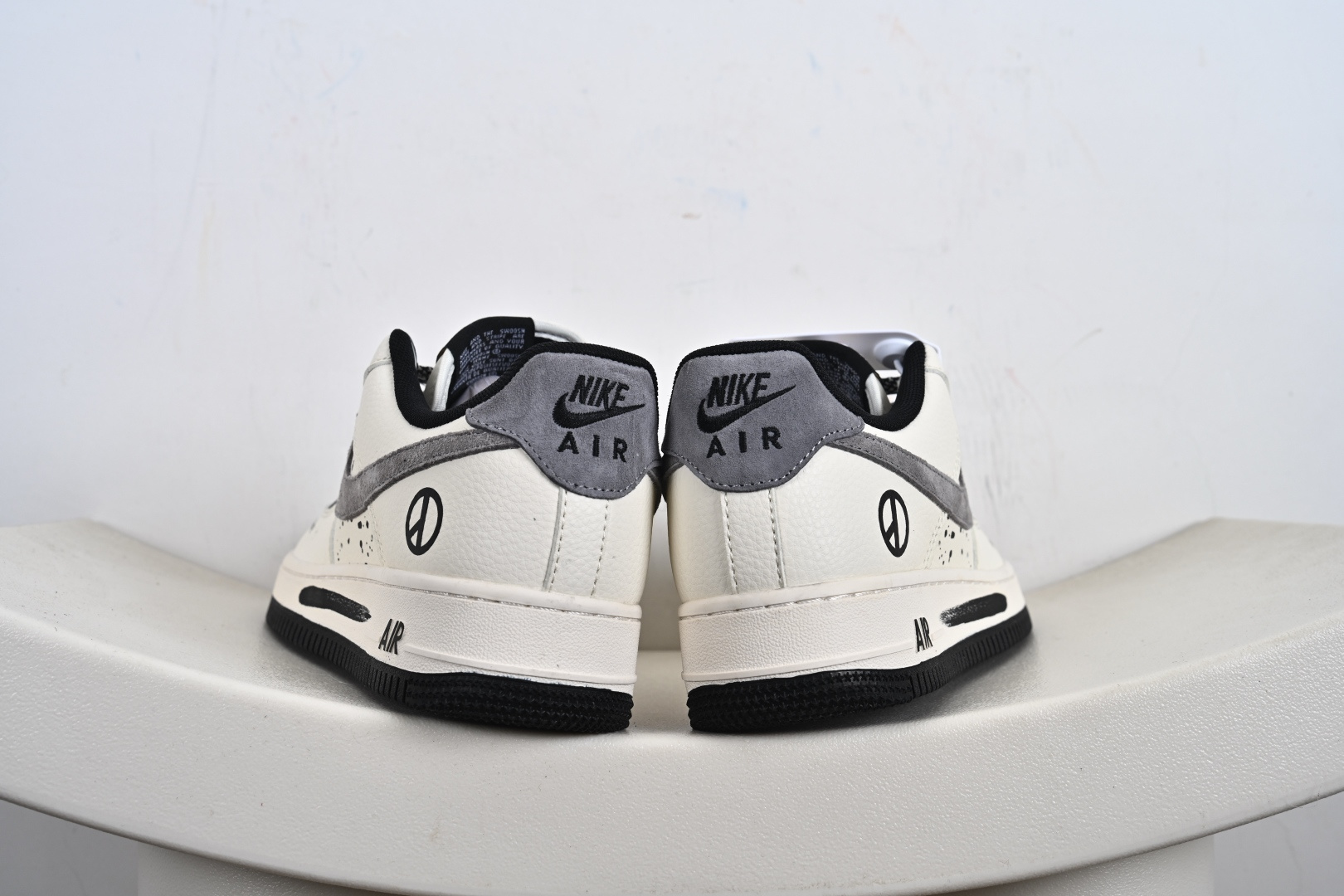 定制版Peaceminusone x Nike Air Force 1 Low 小雏菊 x 耐克 空军一号 低帮 联名黑白灰 QW5606-265