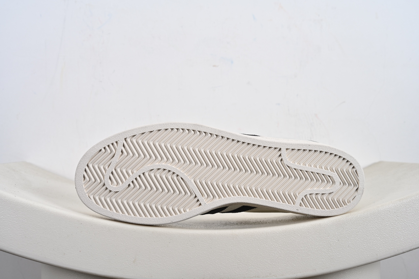 定制版Stussy x Adidas Original Superstar 斯图西 x 阿迪达斯 低帮 联名米白黑 贝壳头防滑耐磨轻便板鞋 SD6816