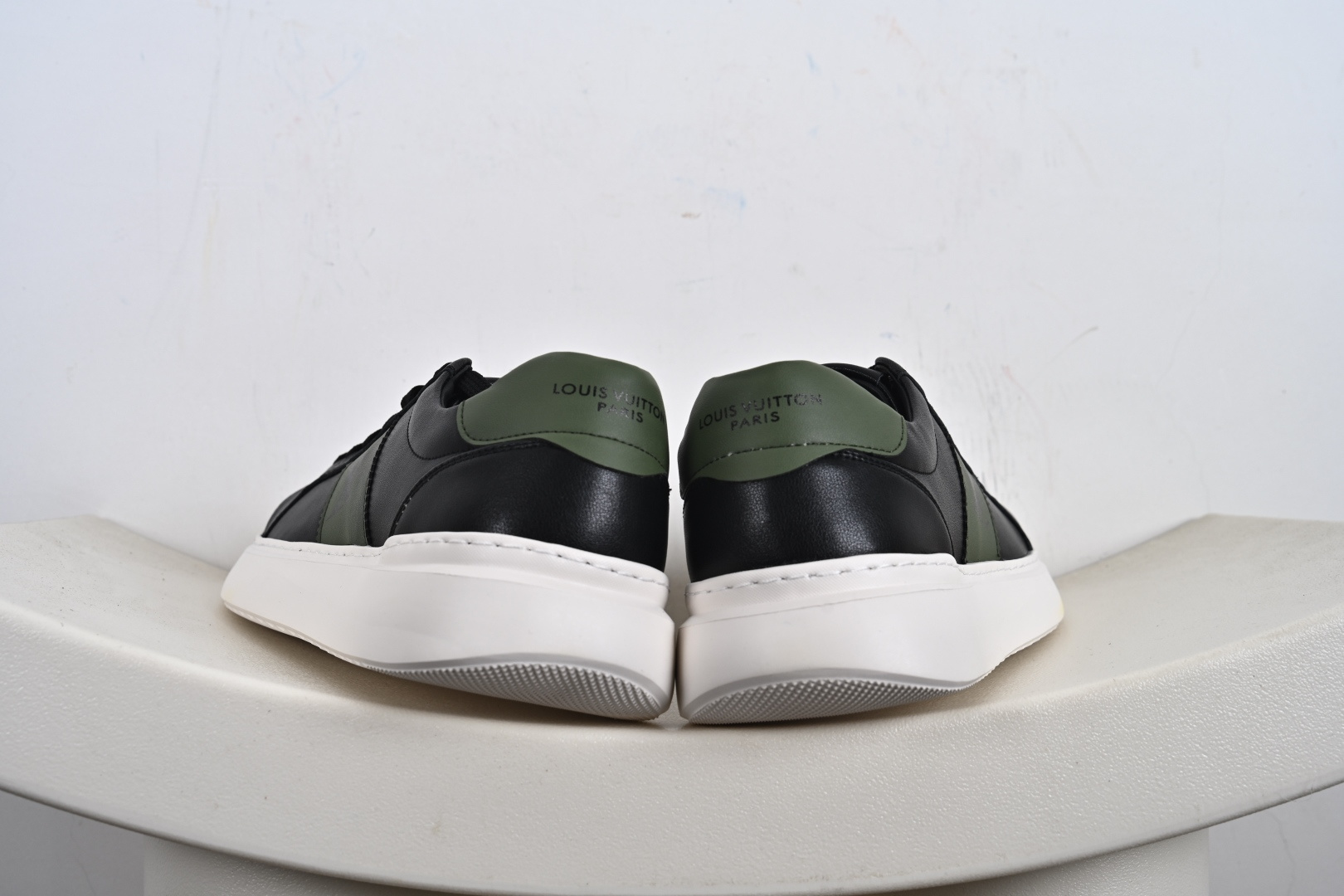 Louis Vuitton Trainer 2021ss早春全新时装走秀运动鞋