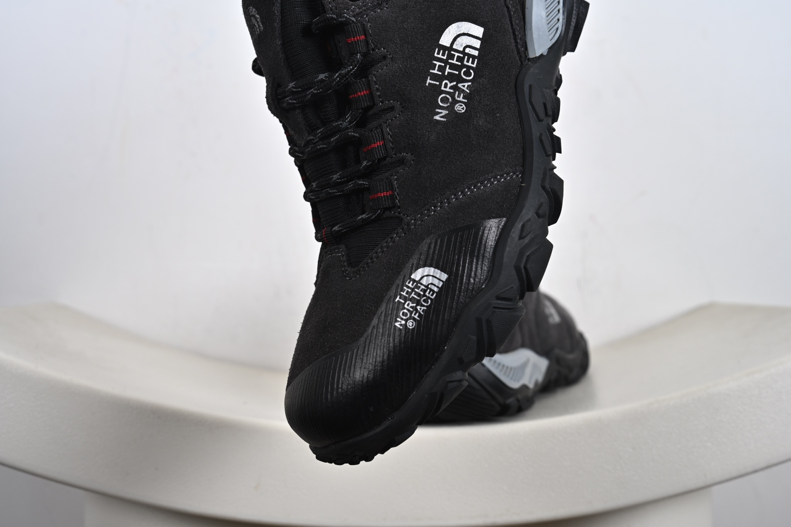 北面/The North Face Cedar Mesa 雪松梅萨系列低帮系带户外风徒步登山运动训练鞋 869B