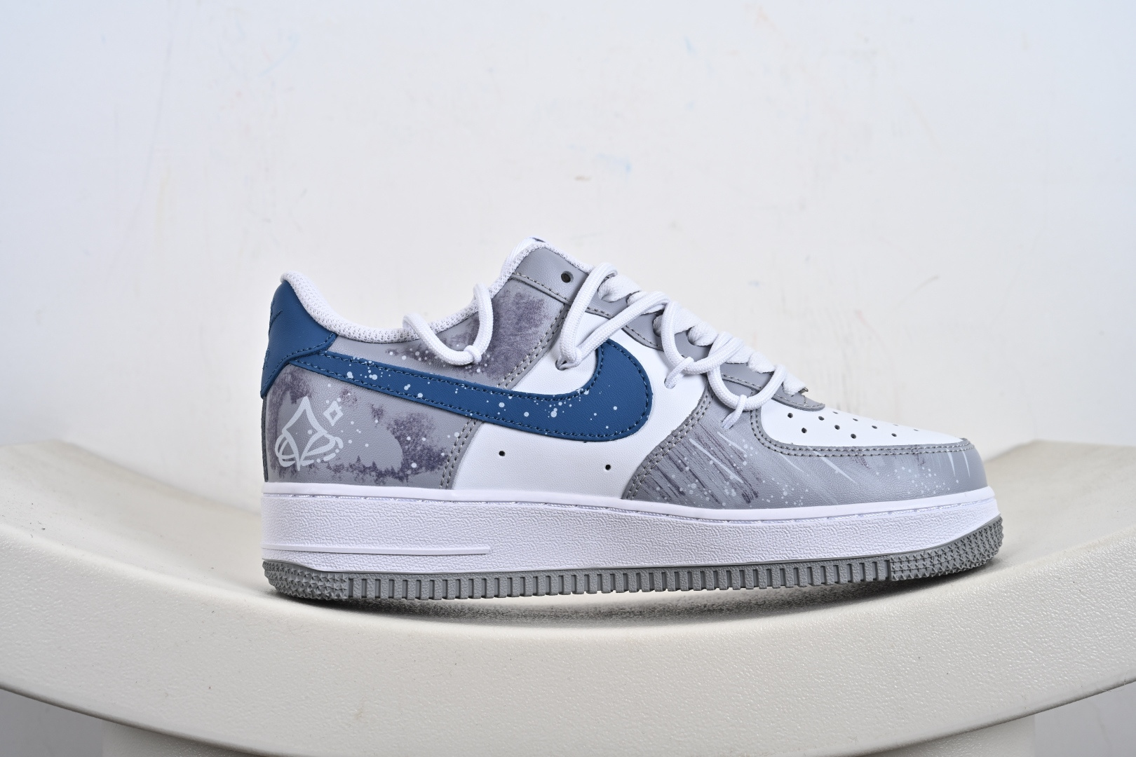 定制版Nike Air Force 1'07 Low 繁星似点 空军一号低帮休闲板鞋 ZH0316-099