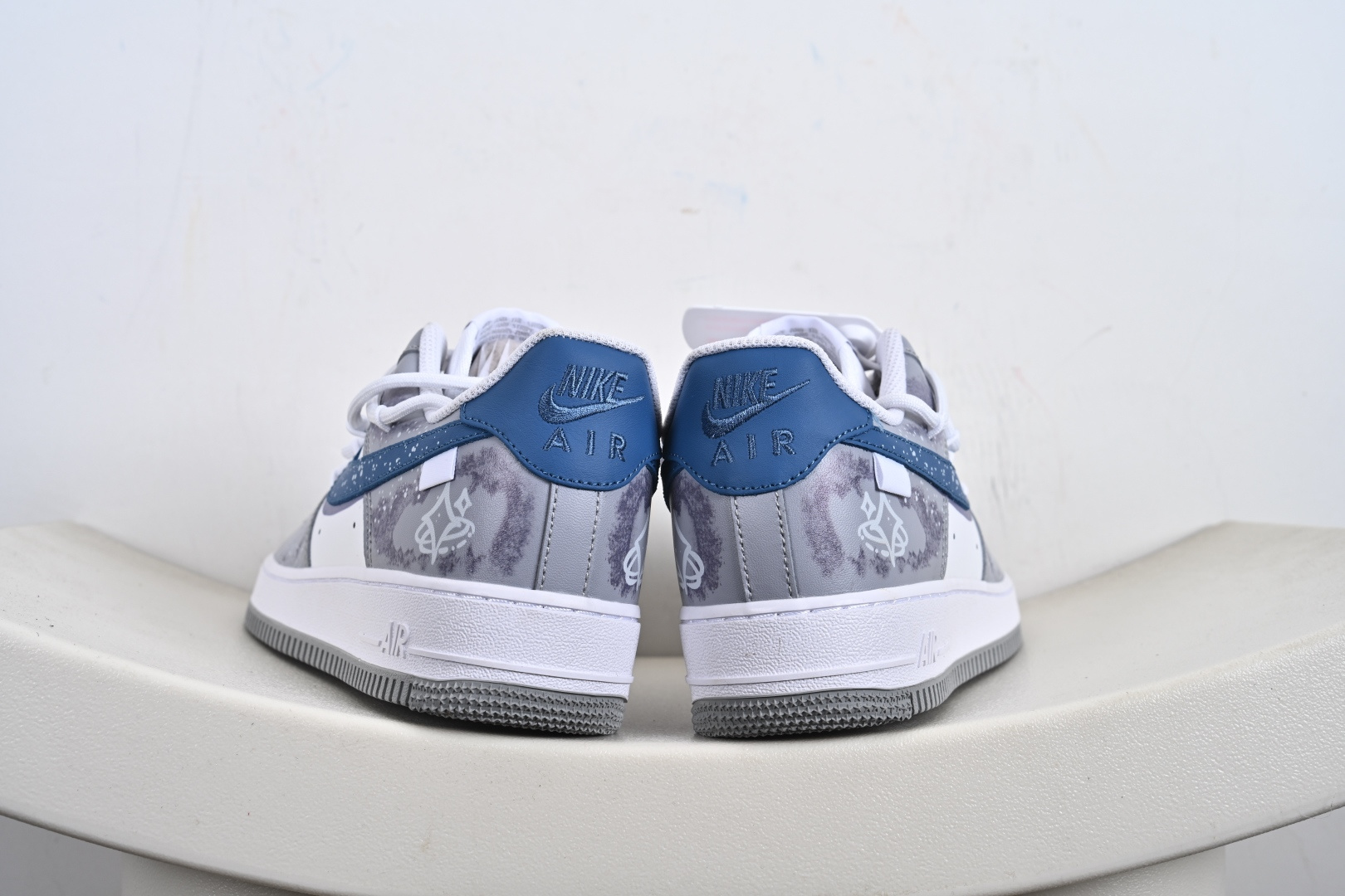定制版Nike Air Force 1'07 Low 繁星似点 空军一号低帮休闲板鞋 ZH0316-099