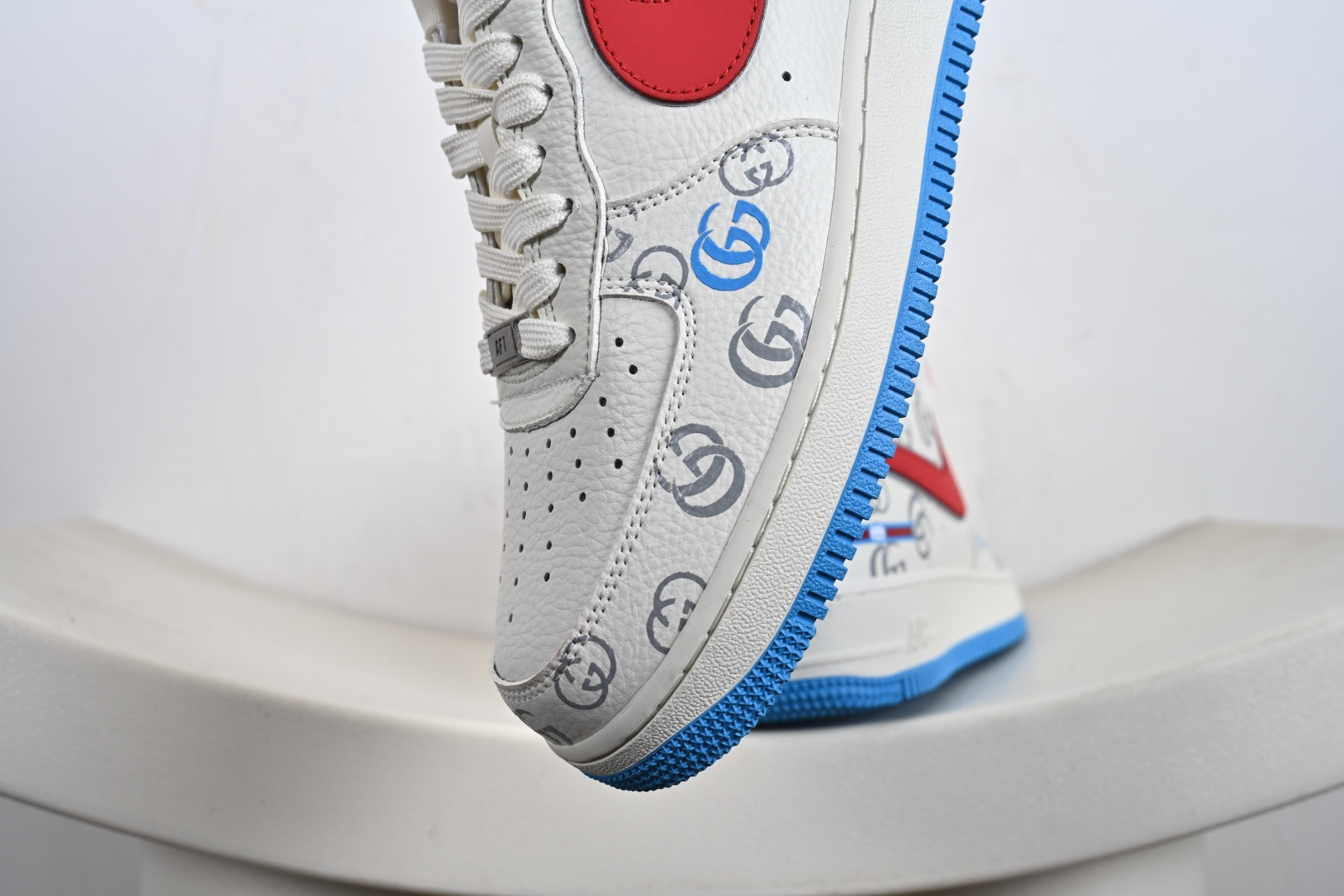 定制版Nike Air Force 1'07 Low 古驰联名 白红蓝 空军一号低帮休闲板鞋 SC0601-572