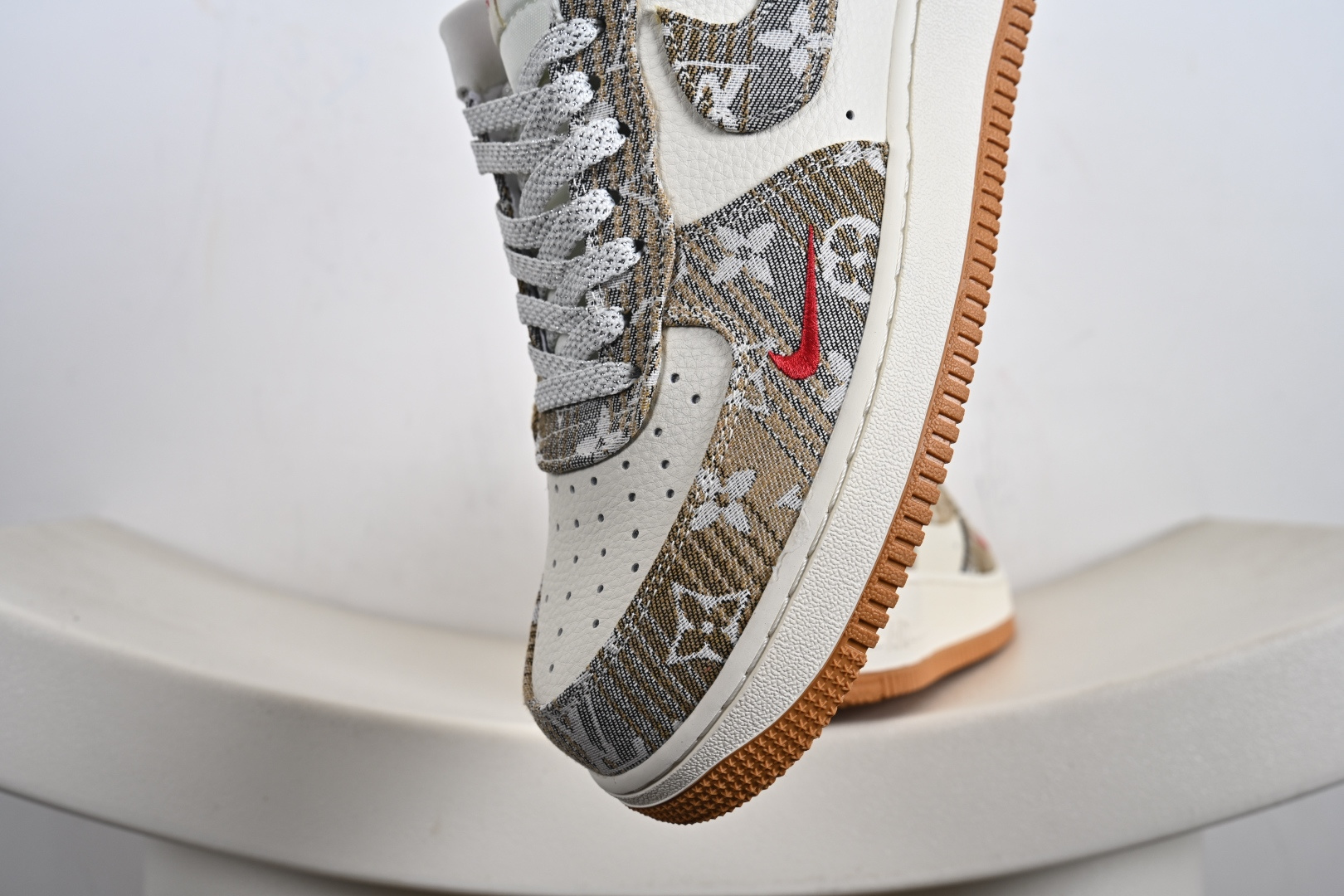 定制版Nike Air Force 1'07 Low LV联名 灰棕花布 空军一号低帮休闲板鞋 DF0188-076