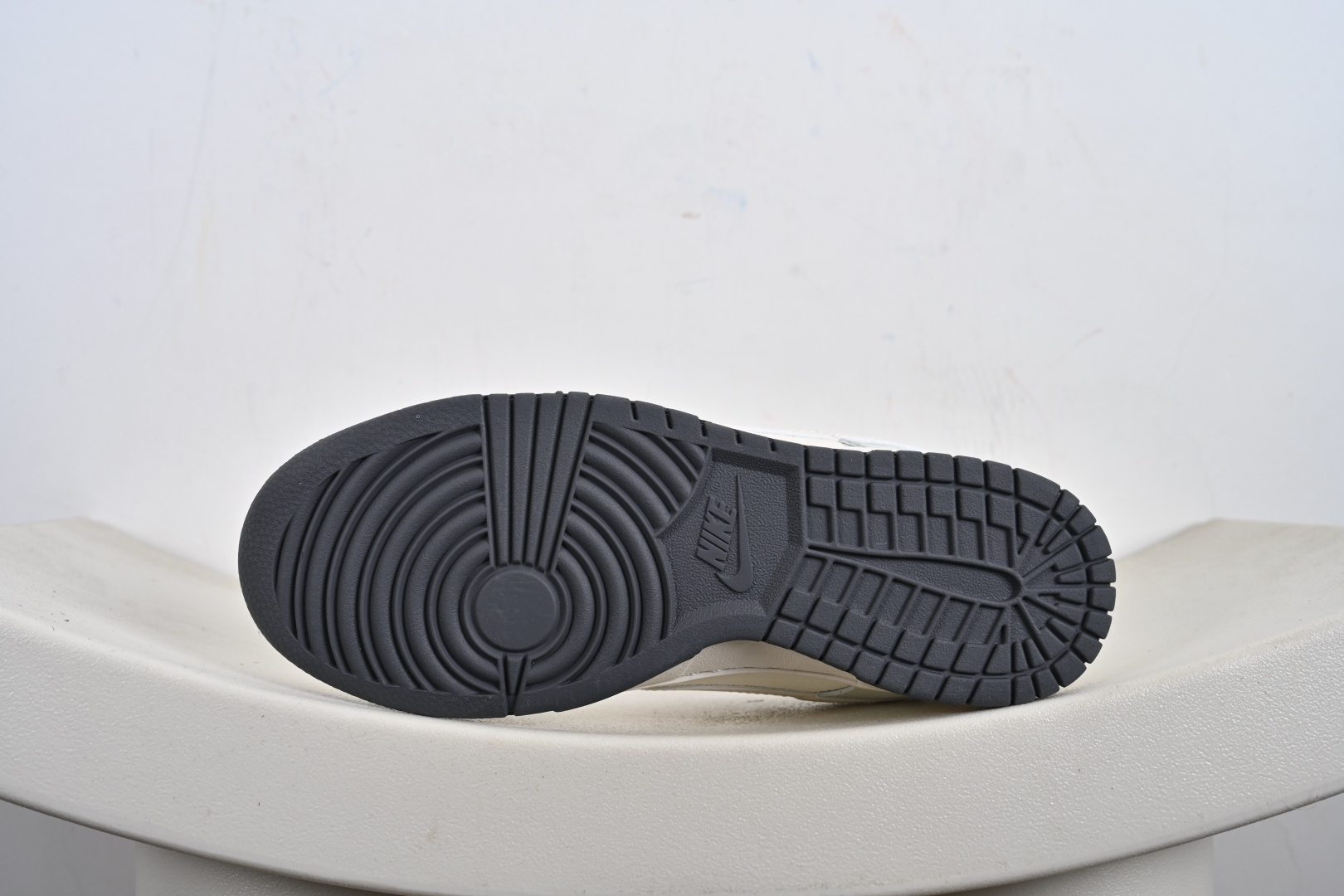 定制版Nike SB Dunk Low 耐克抹茶灰 周年高端定制 低帮休闲板鞋 JP1628-056