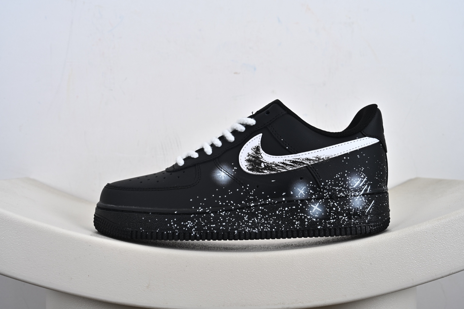 定制版Nike Air Force 1 Low’07 繁星似点 手绘 泼墨 空军一号低帮休闲板鞋 ZH0316-101