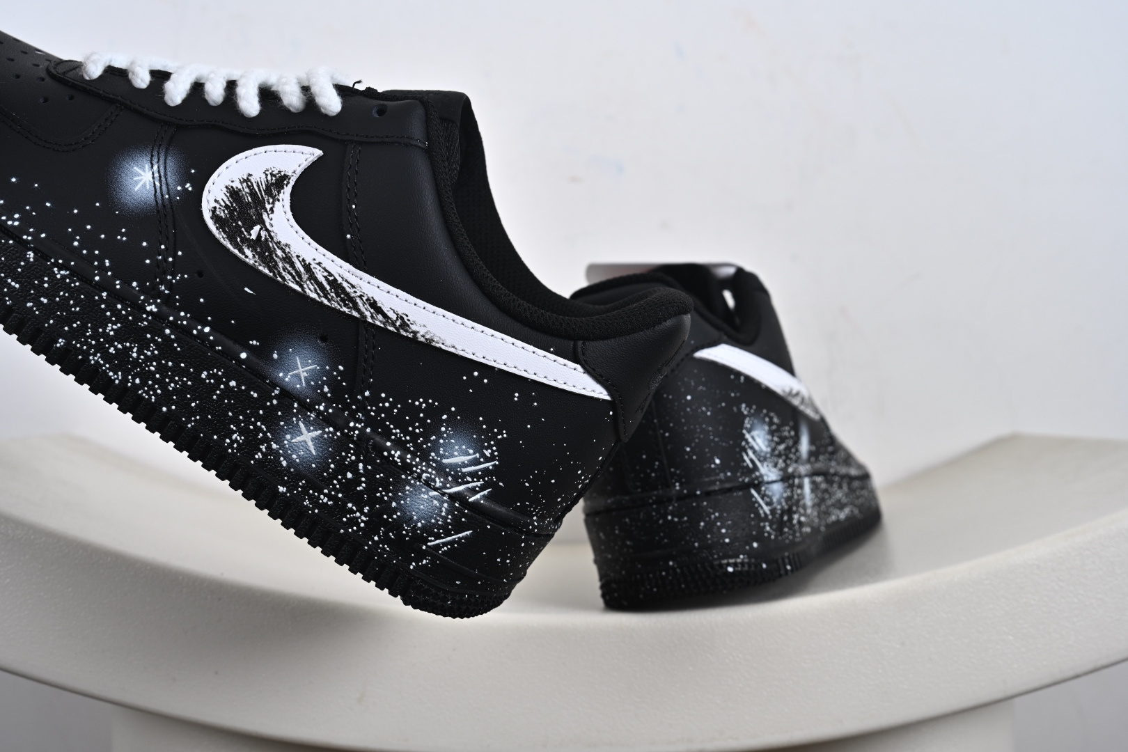 定制版Nike Air Force 1 Low’07 繁星似点 手绘 泼墨 空军一号低帮休闲板鞋 ZH0316-101