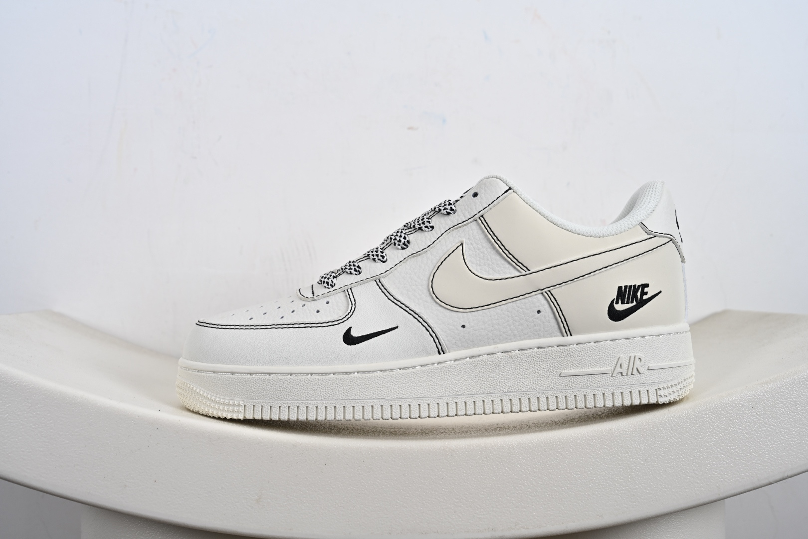 定制版Nike Air Force 1'07 Low 米黑线 空军一号低帮休闲板鞋 CS5288-032