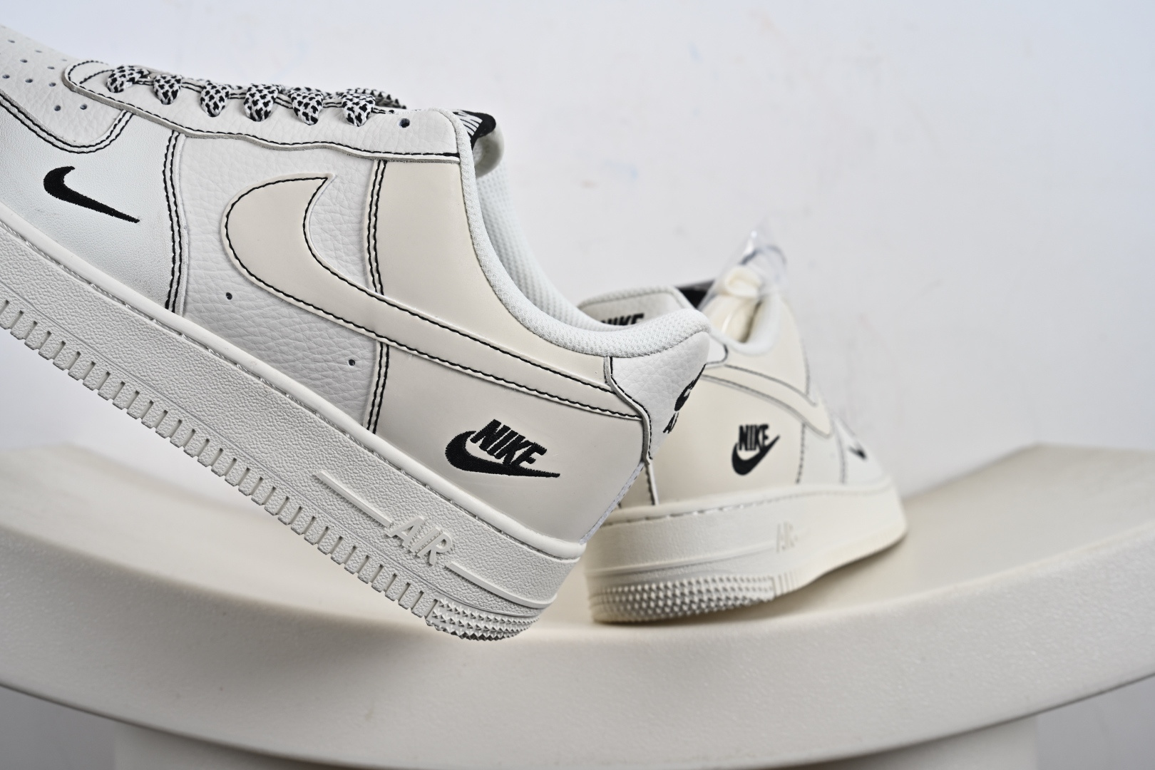 定制版Nike Air Force 1'07 Low 米黑线 空军一号低帮休闲板鞋 CS5288-032