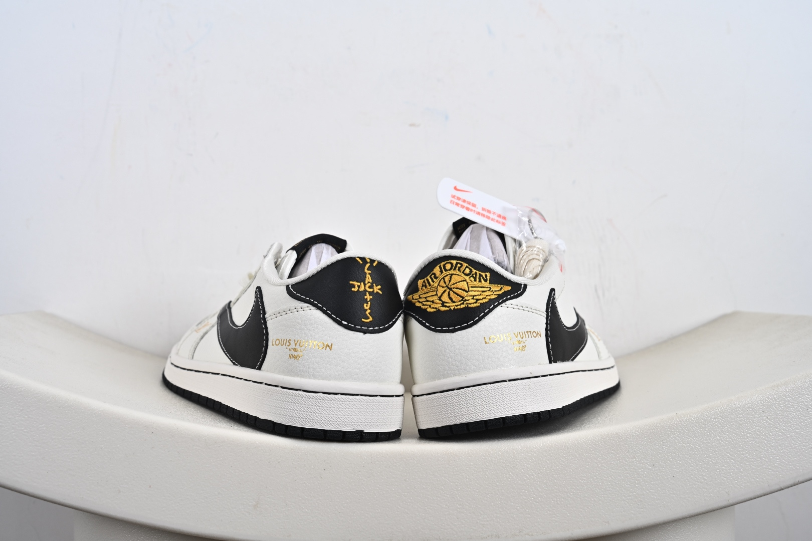 Travis Scott x Fragment Design x Jordan Air Jordan 1 Low OG SP “LV联名-米黑金标” JW1188-144
