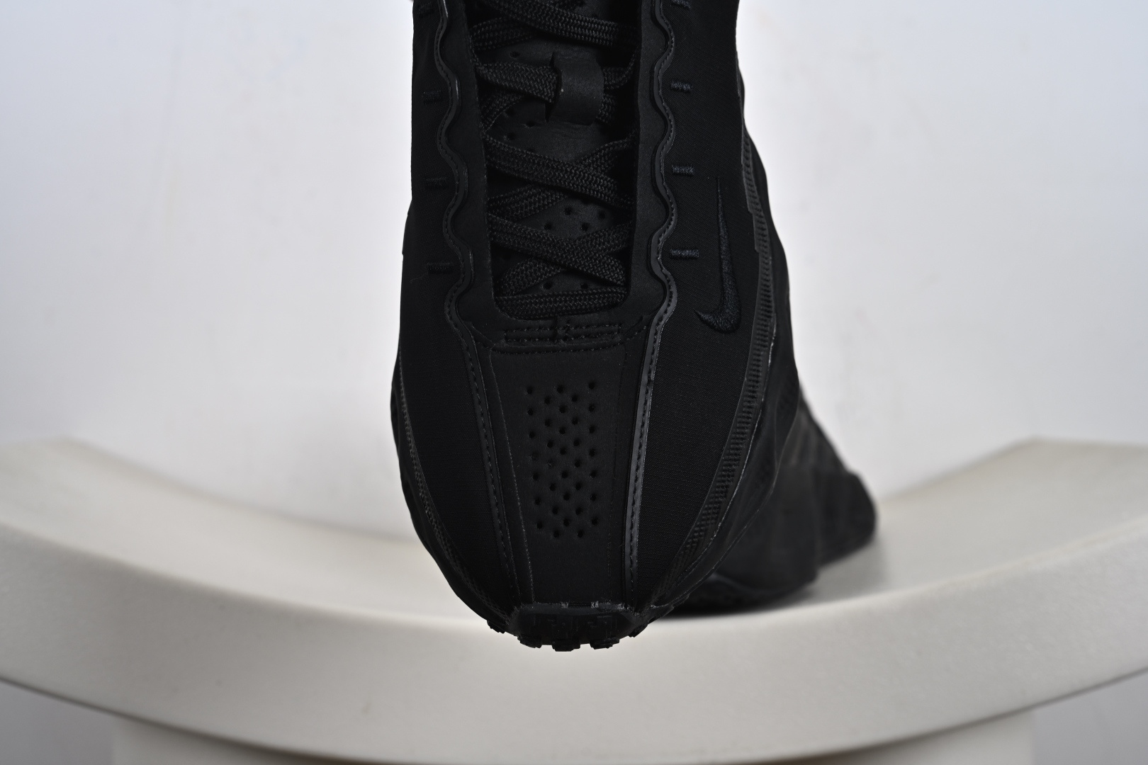 Nike Vomero Premium 耐克顶级迈柔路跑鞋 DX4215