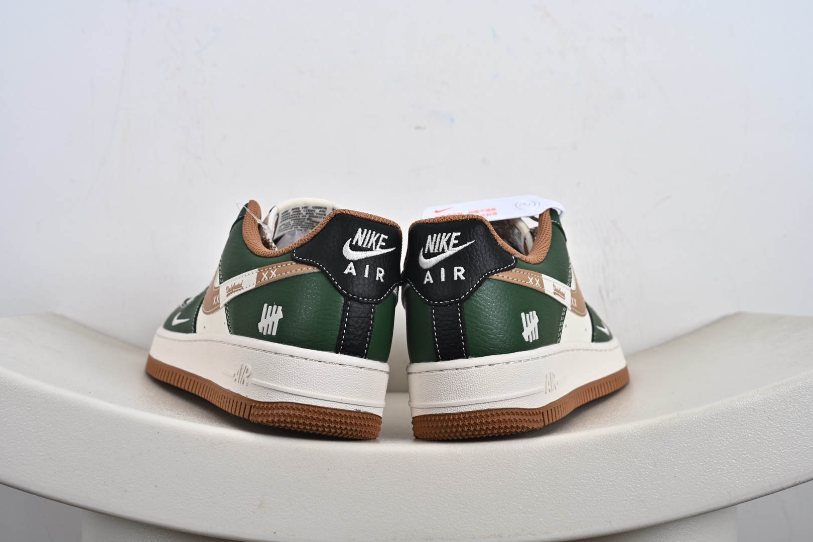 NIke Air Force 1 '07 Low 空军一号低帮 运动鞋 休闲鞋 JP8028-006