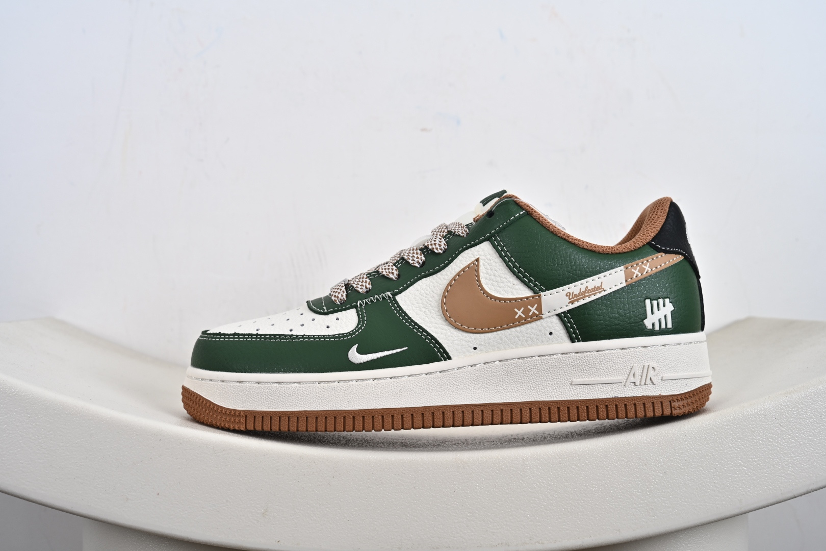 NIke Air Force 1 '07 Low 空军一号低帮 运动鞋 休闲鞋 JP8028-006