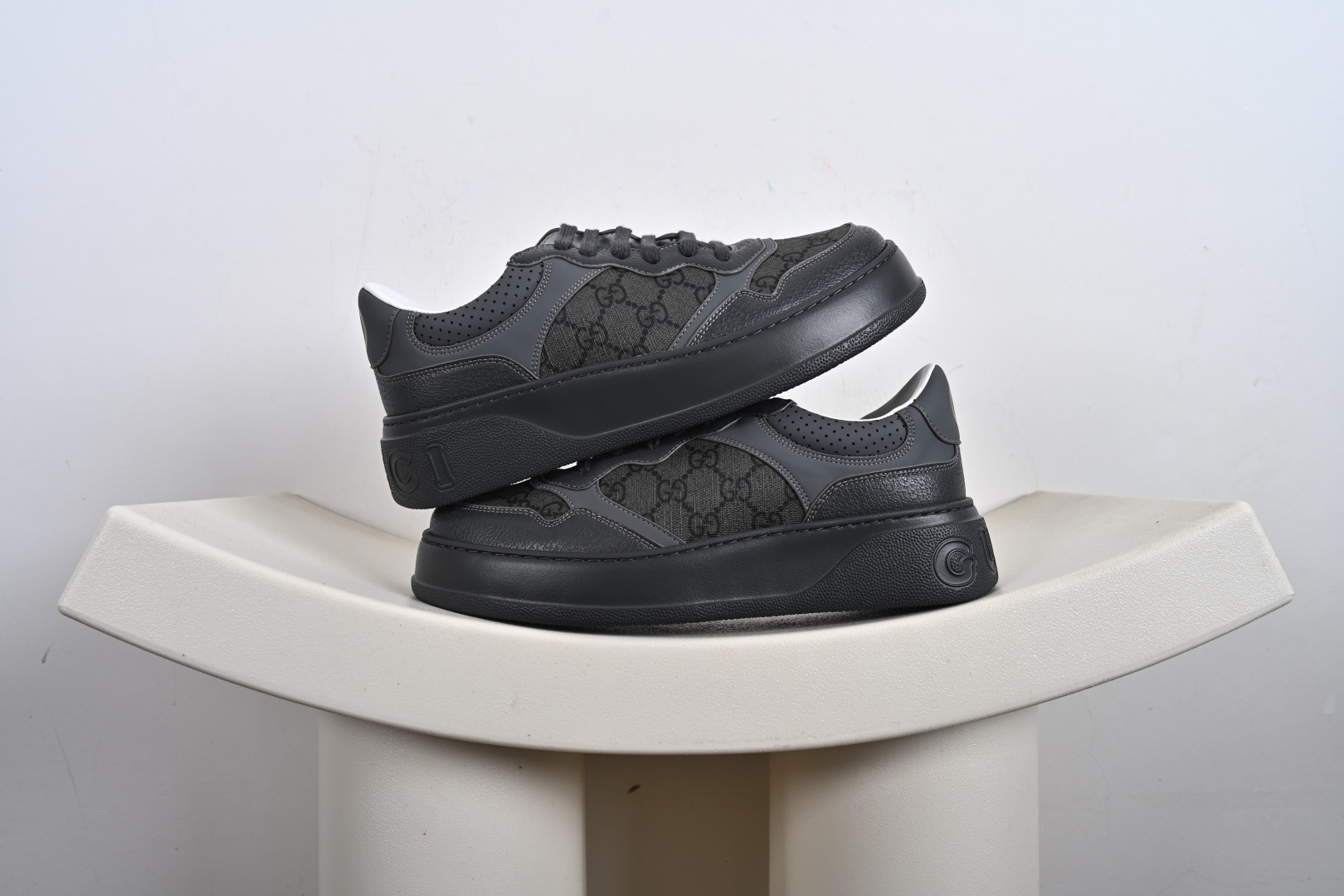 意大利时装奢饰品牌·古驰Gucci Screener GG Wayne Low 韦恩溶解系列经典原型复古百搭做旧老爹厚底板鞋 431942