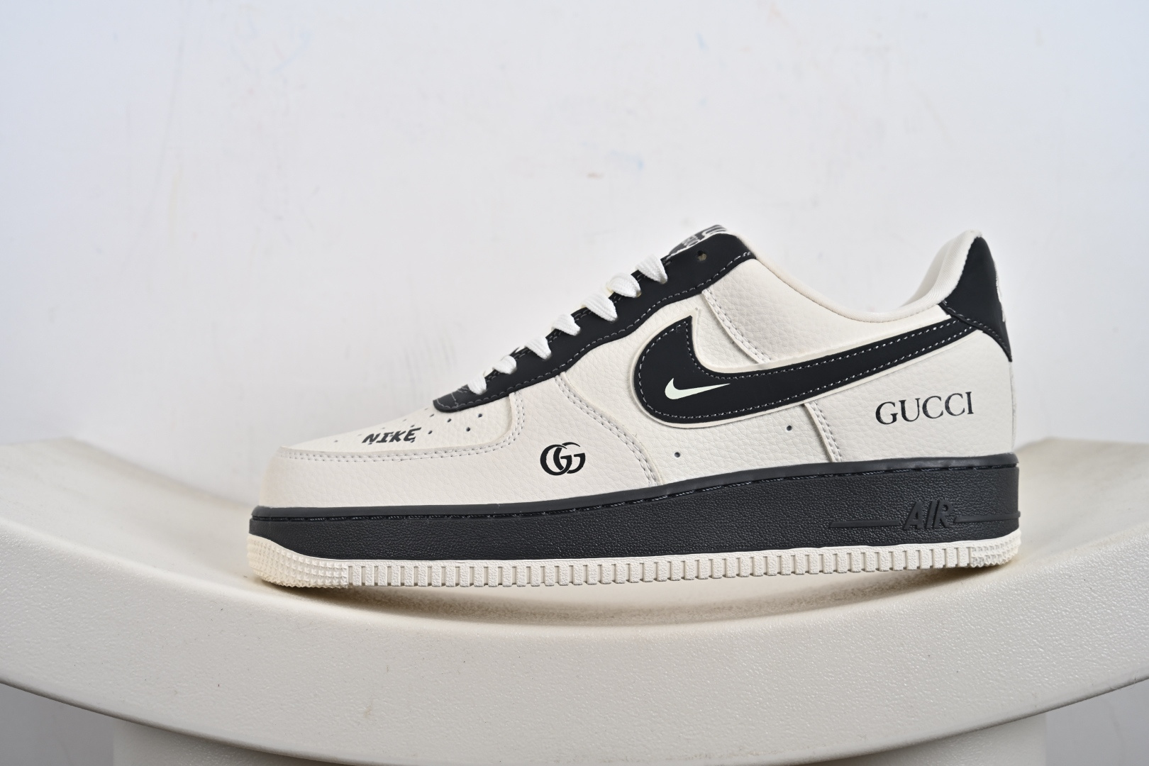 Nike Air Force 1 '07 Low “古驰联名——灰白双拼米灰”空军一号 低帮 运动鞋 KJ1688-013