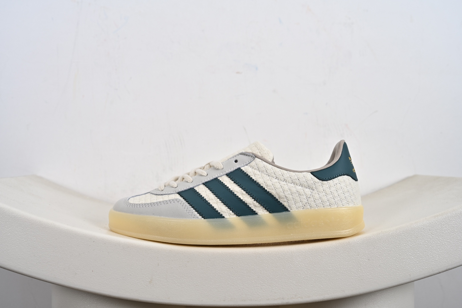 AD 阿迪 Gazelle Indoor 低帮运动休闲板鞋 JR3837