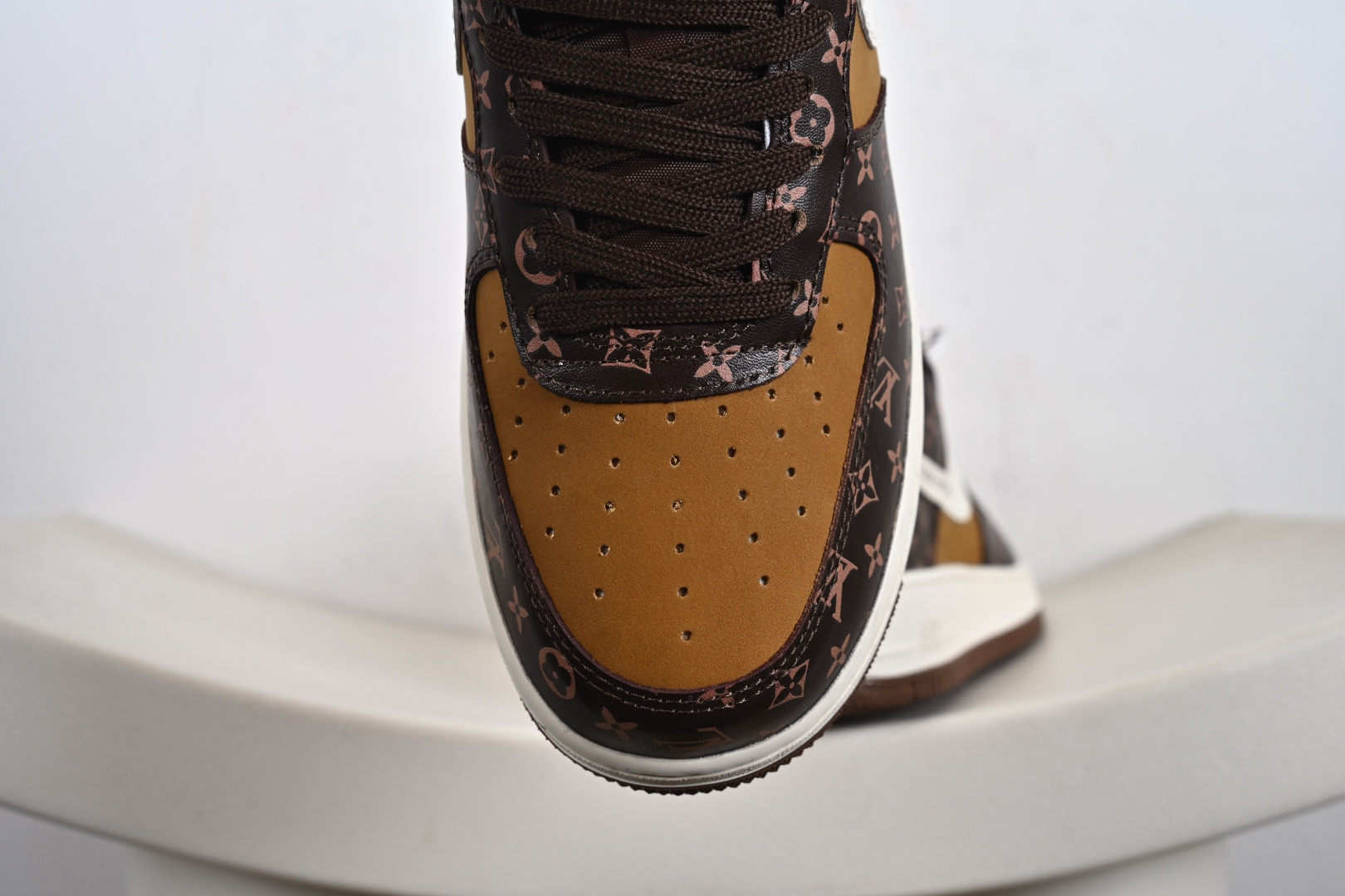 NIke Air Force 1 '07 Low “LV联名——经典棕花纹”空军一号 低帮 运动鞋 休闲鞋 XL1979-104