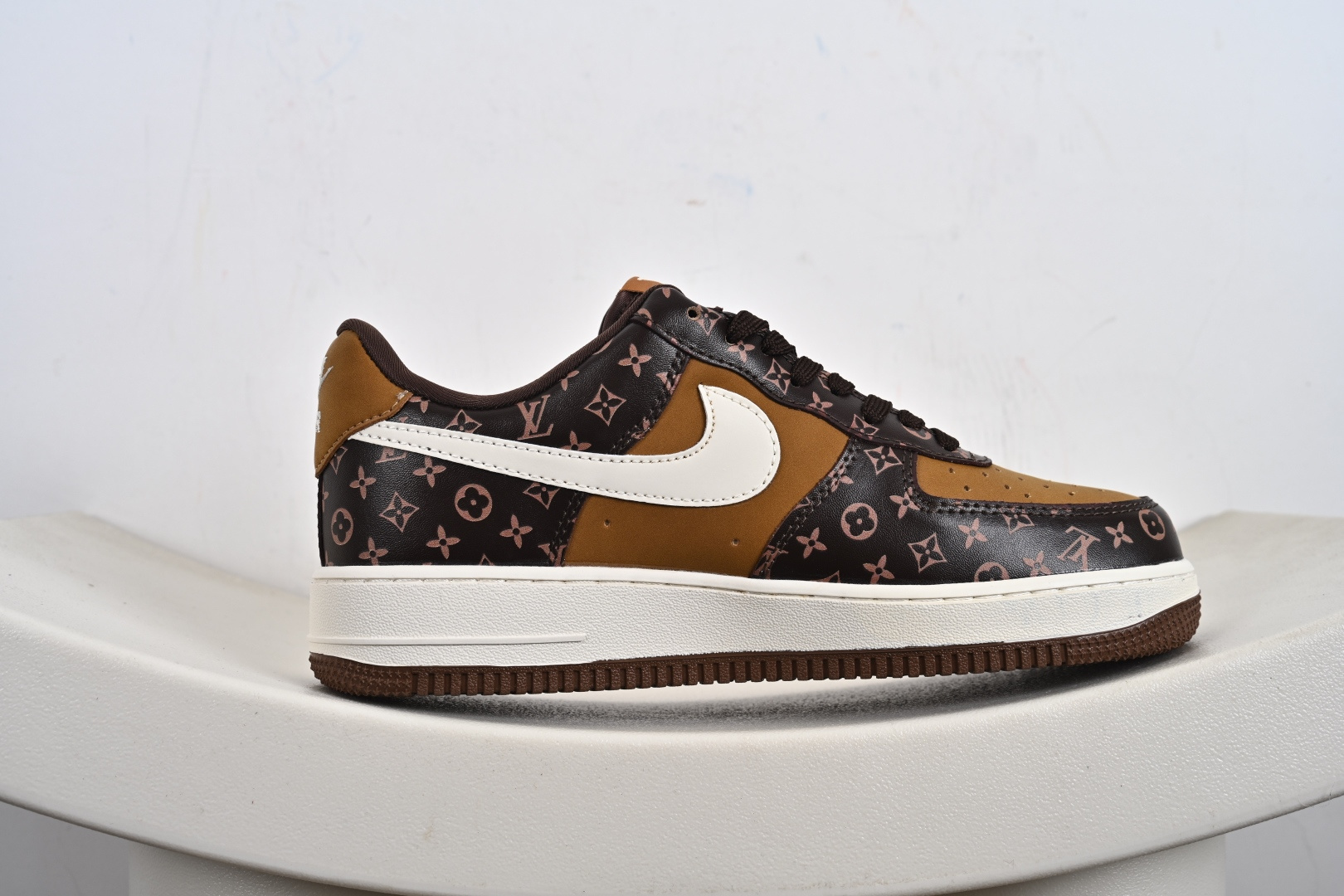 NIke Air Force 1 '07 Low “LV联名——经典棕花纹”空军一号 低帮 运动鞋 休闲鞋 XL1979-104