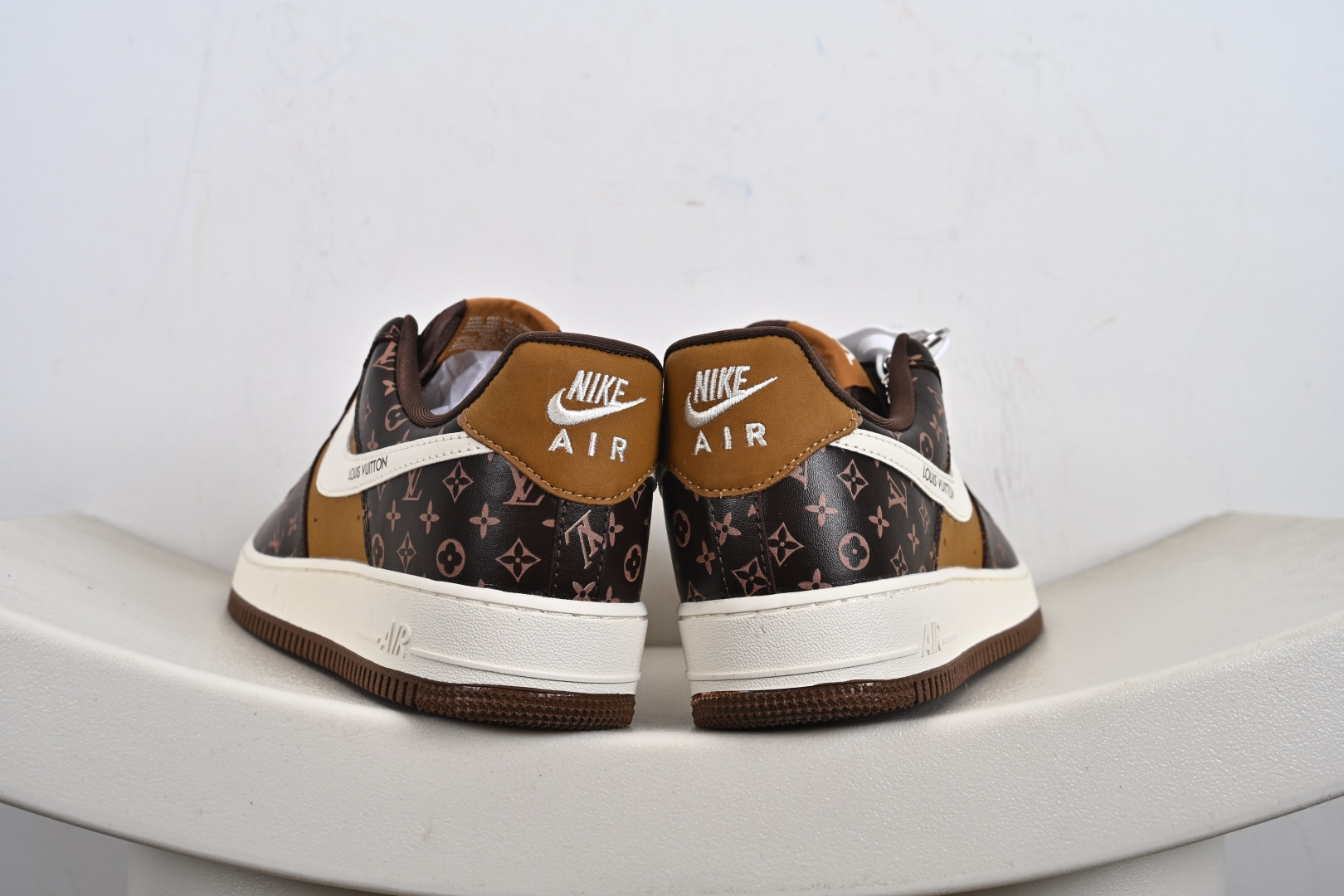 NIke Air Force 1 '07 Low “LV联名——经典棕花纹”空军一号 低帮 运动鞋 休闲鞋 XL1979-104